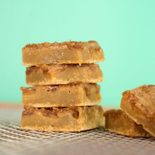 Load image into Gallery viewer, Peach Cobbler Blondies (8 pcs.)
